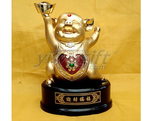 Lucky resin pig, picture