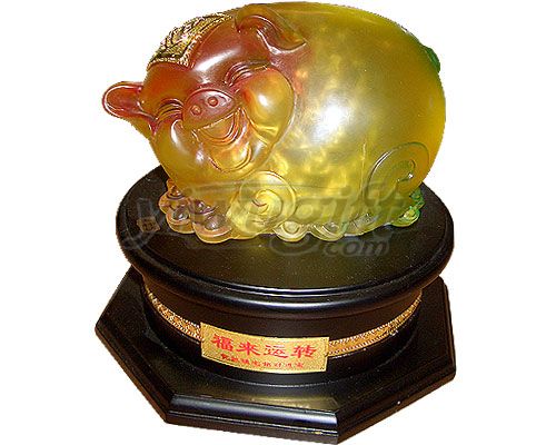 Craft resin pig, picture