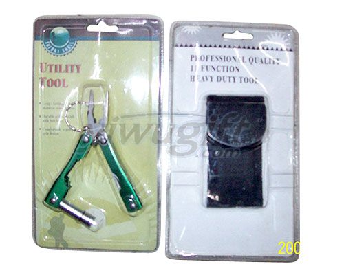 The small lamp pliers attract the card, picture